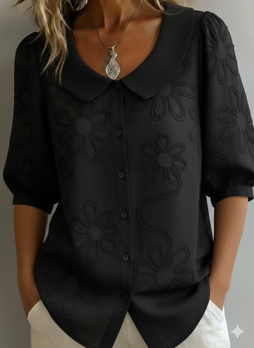 Camille | Lightweight floral blouse with natural elegance