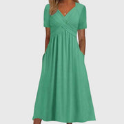 Amanda - Flattering Dress