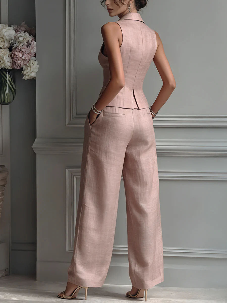 Esme Set | Flowing two-piece set with a V-neckline