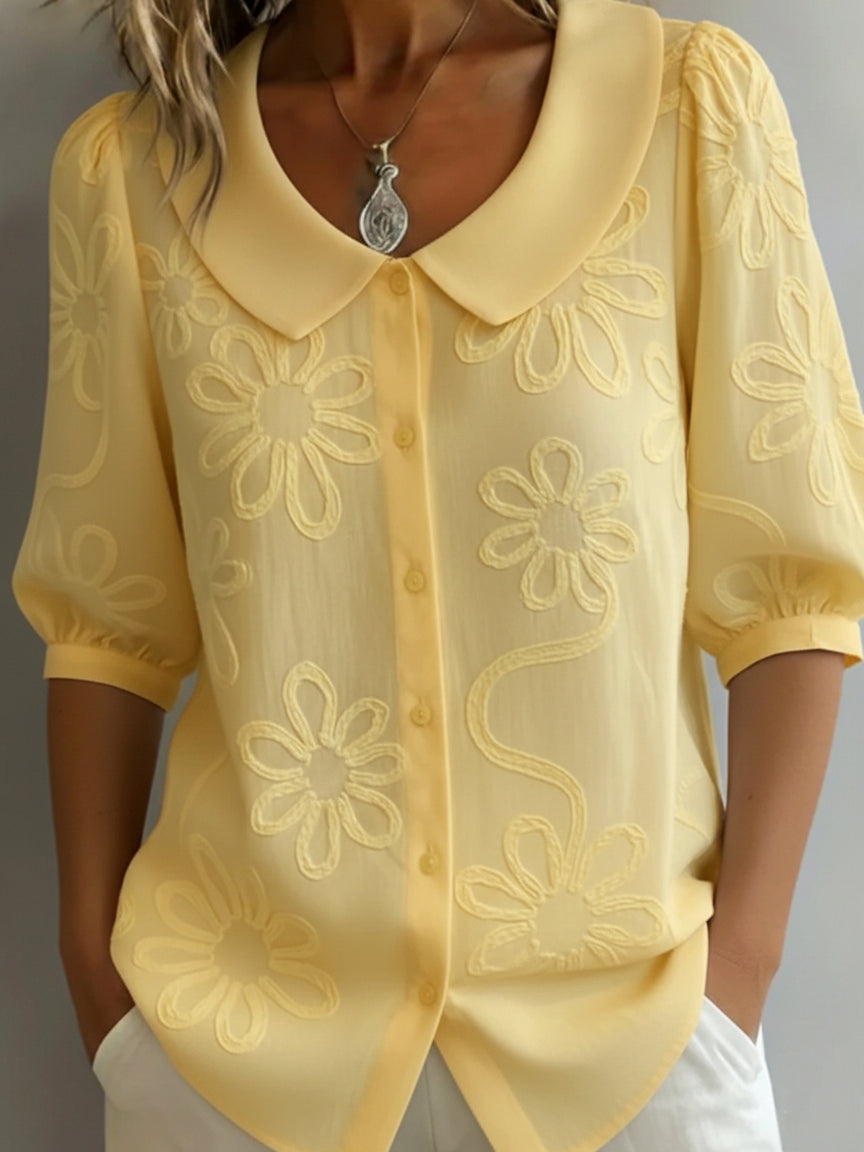Camille | Lightweight floral blouse with natural elegance